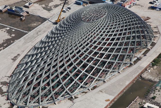 The underlying structure is also interesting... Photo: ETFE.CUSHION, CC-BY-SA 4.0.
